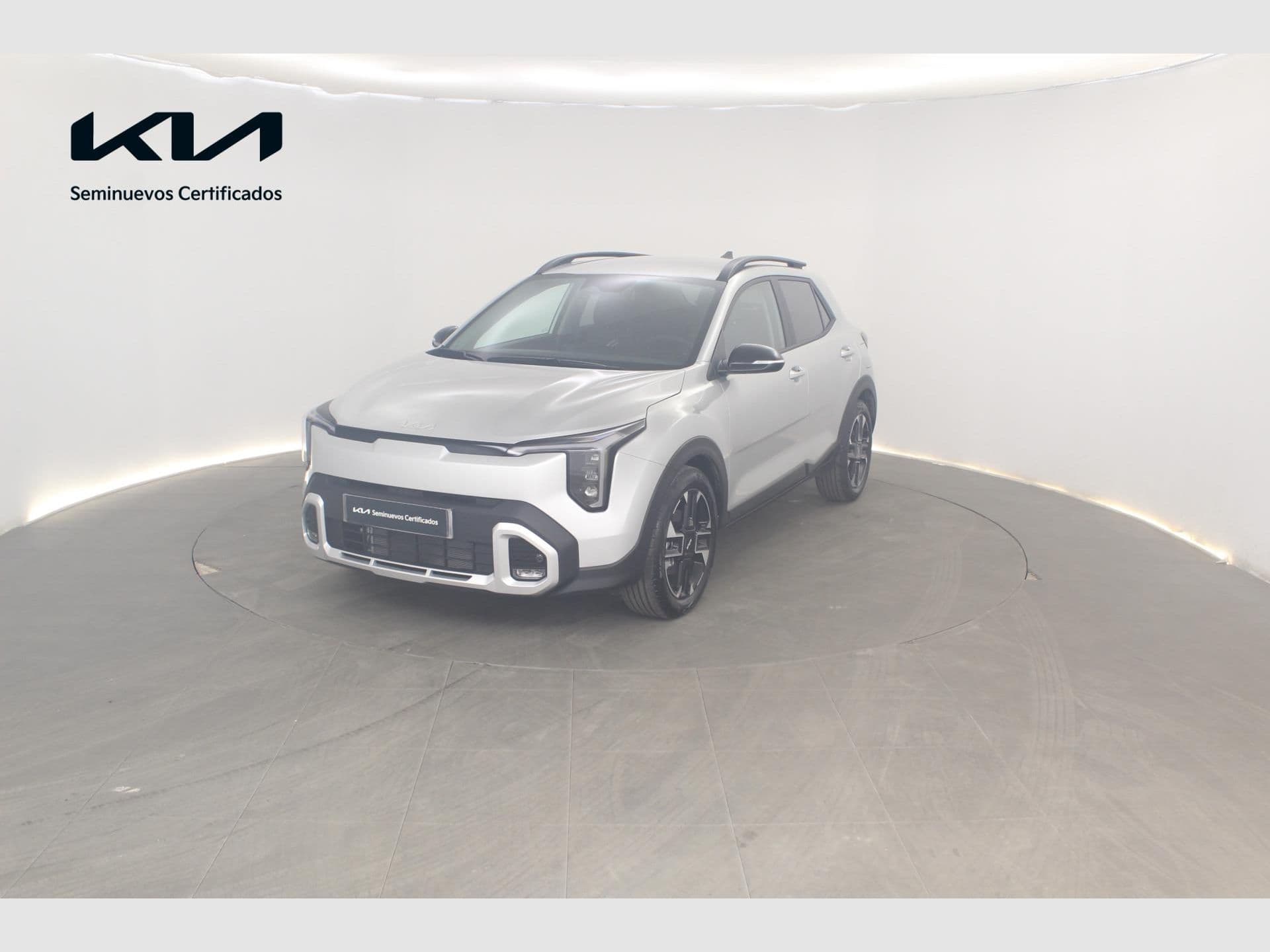 Kia Stonic 1.0 T-GDi 74kW (100CV) MHEV MT GT Line, color Sparkling Silver (metalizado), 2025