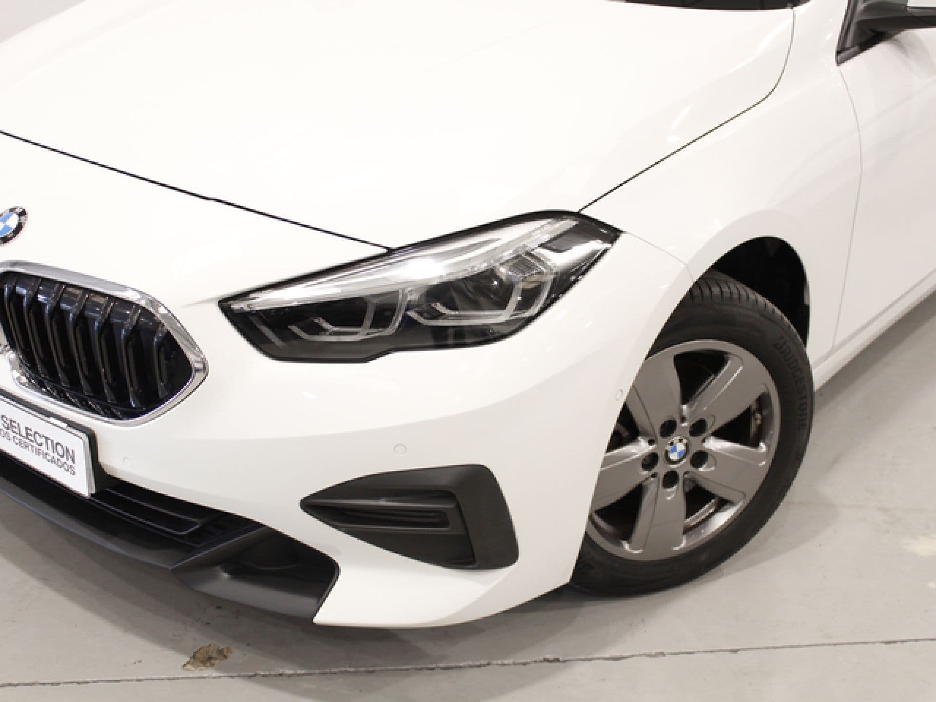BMW Serie 2 218i Gran Coupe, color Alpinweiss (sólido), 2022, foto 6 de 8