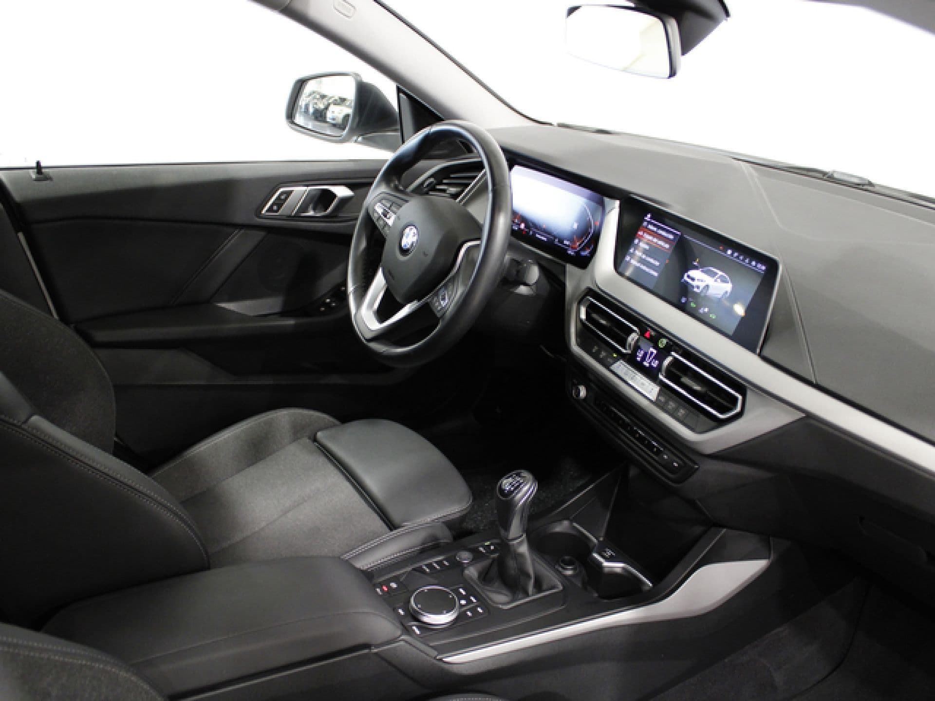 BMW Serie 2 218i Gran Coupe, color Alpinweiss (sólido), 2022, foto 8 de 8