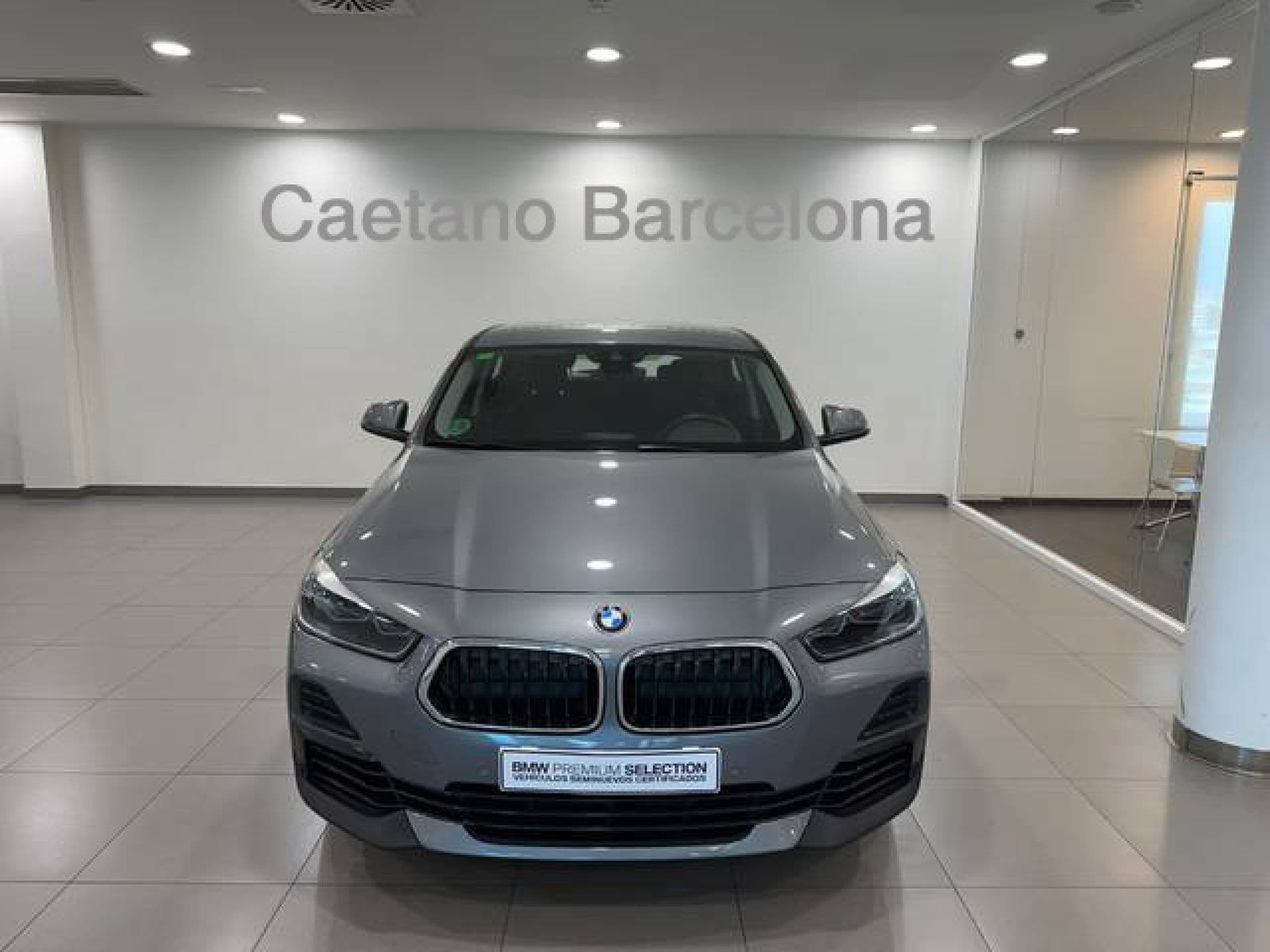 BMW X2 sDrive18dA Business, color Skyscraper Grau Metallic, 2022, foto 5 de 8