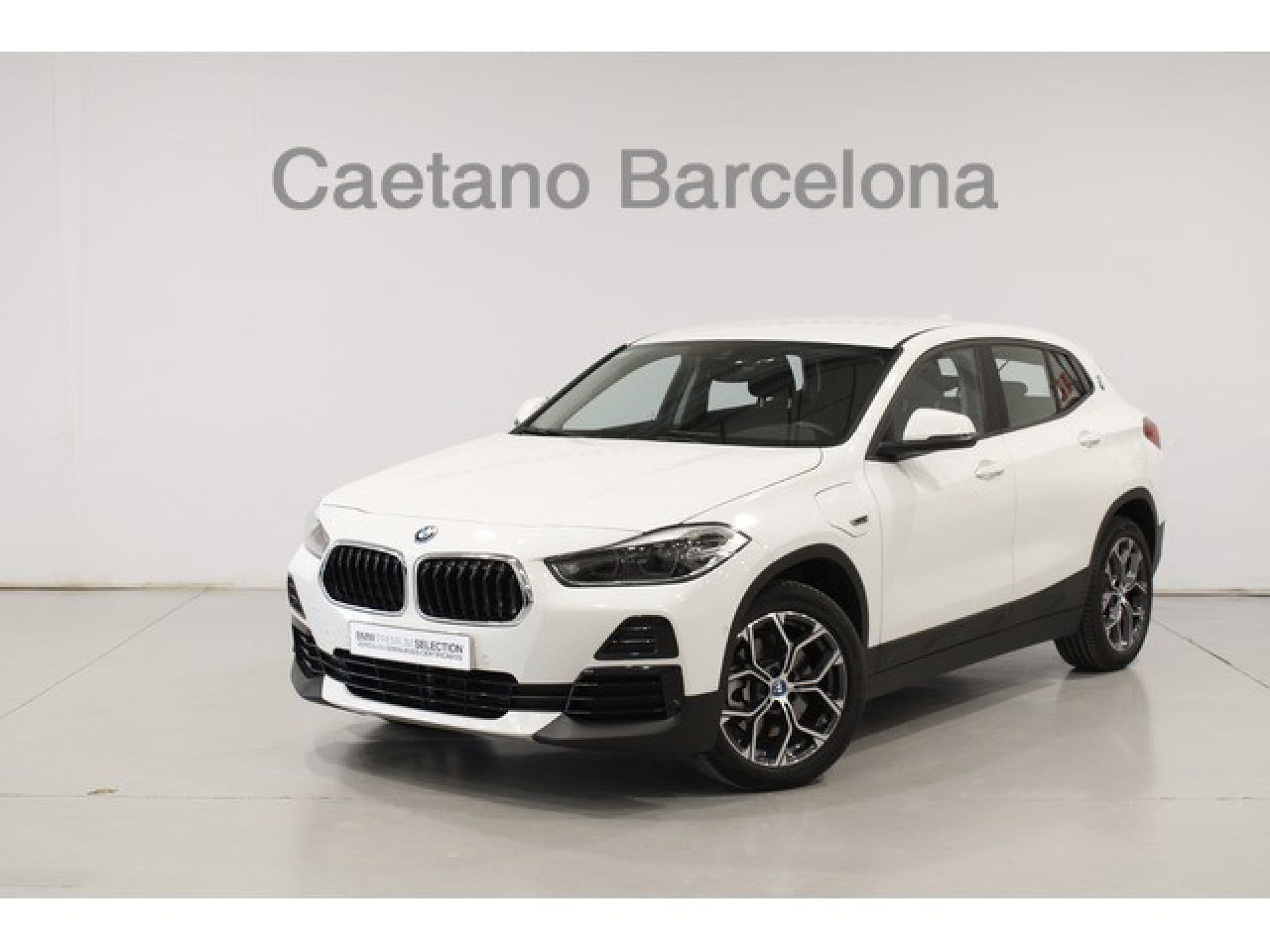 BMW X2 xDrive25e Auto, color Alpinweiß (sólido), 2022, foto 1 de 8