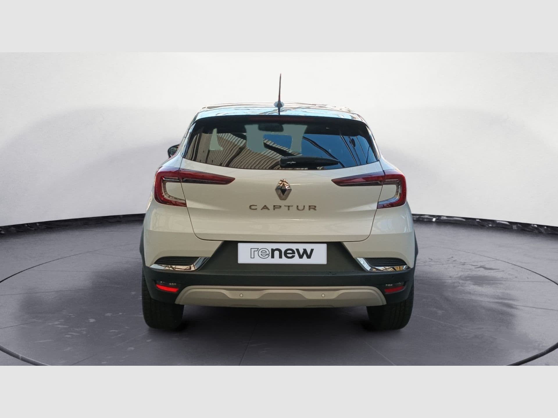 Renault Captur zen fast track TCe 103 kW (140CV) GPF, color Blanco Nacarado (metalizado) + techo negro, 2022, foto 4 de 6
