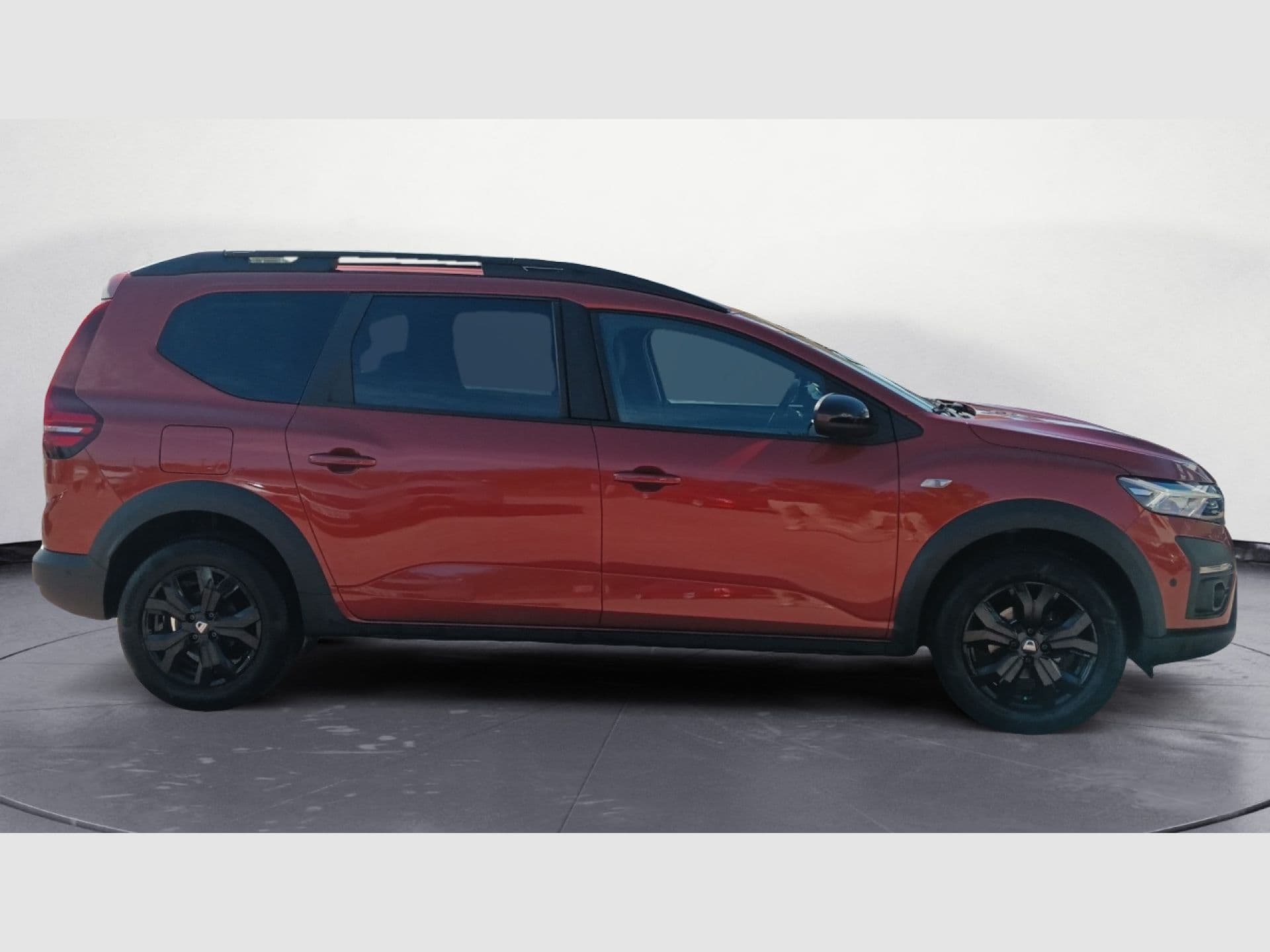 Dacia Jogger S.L. Extreme Go 74kW (100CV) ECO-G 5p, color Naranja Terracota (metalizado), 2022, foto 5 de 6