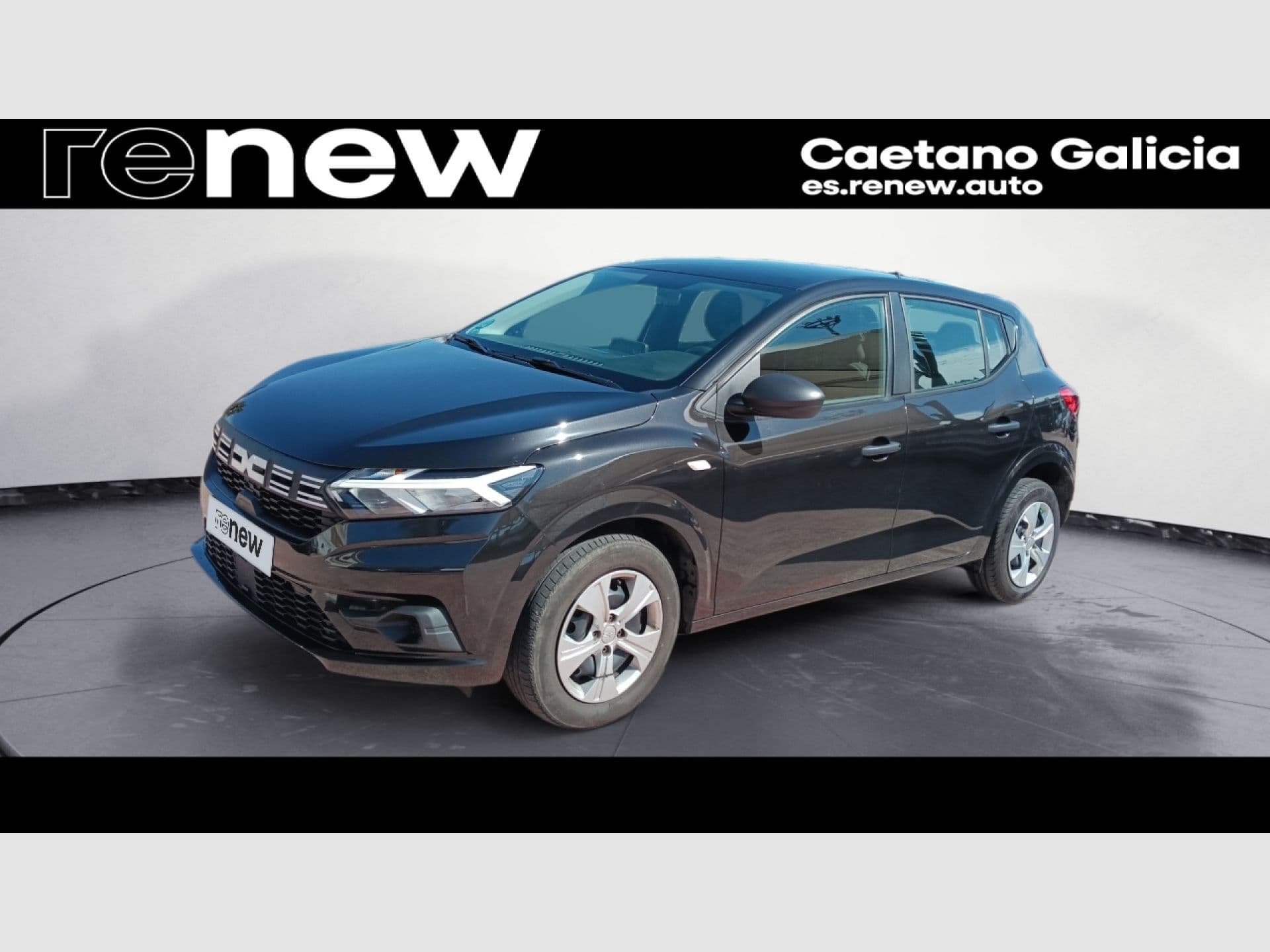 Dacia Sandero Stepway Essential 74kW (100CV) ECO-G, color Negro Nacarado (metalizado), 2024, foto 1 de 6
