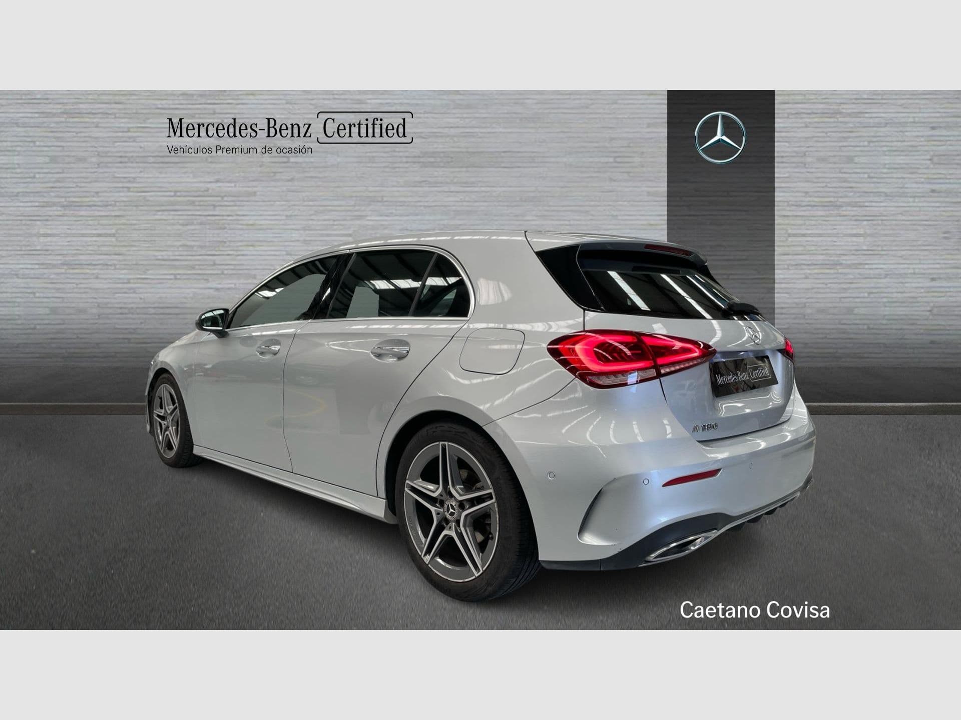 Mercedes-Benz Clase A 180, color Plata Iridio metalizado, 2022, foto 4 de 8