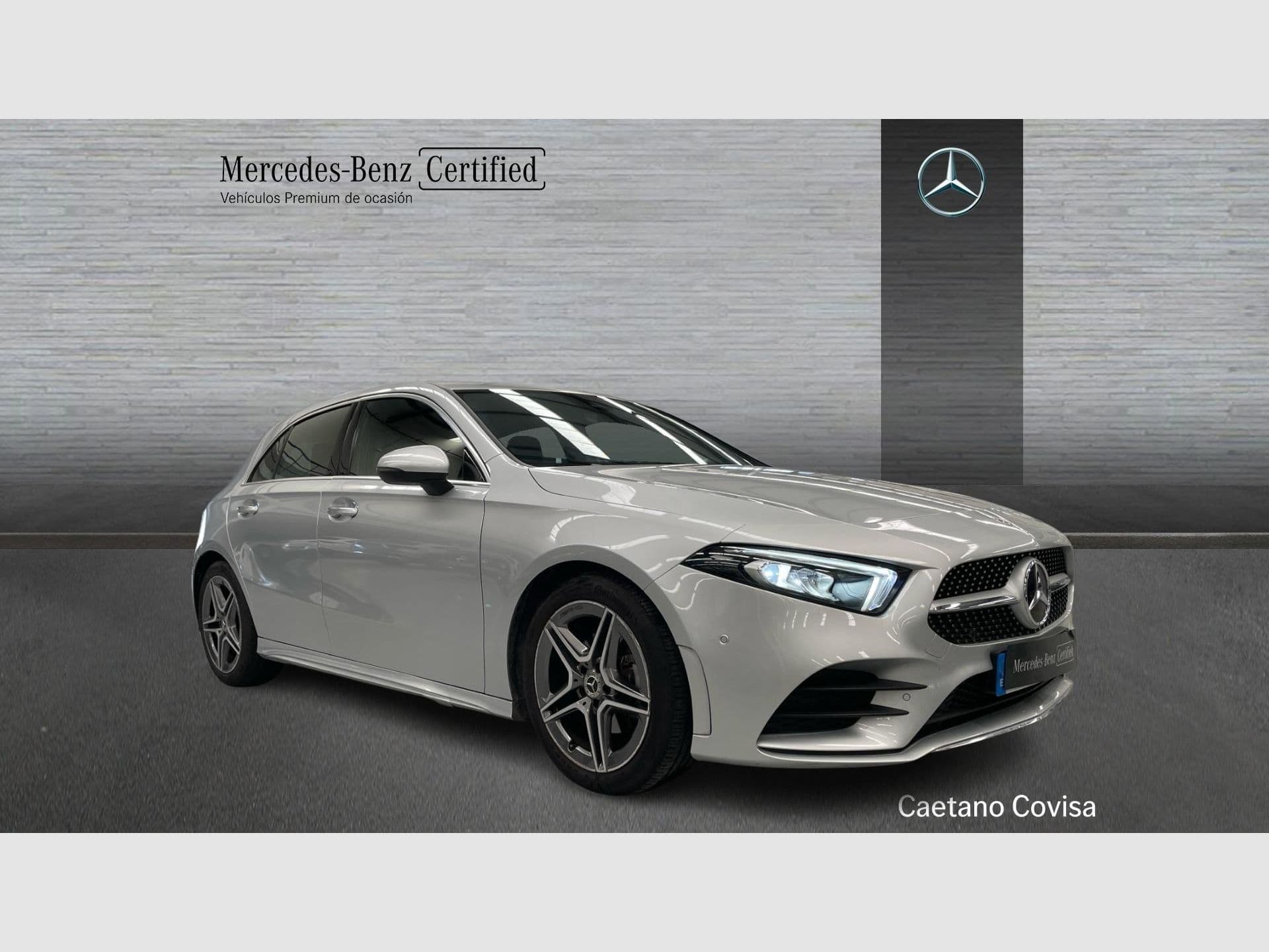 Mercedes-Benz Clase A 180, color Plata Iridio metalizado, 2022, foto 3 de 8