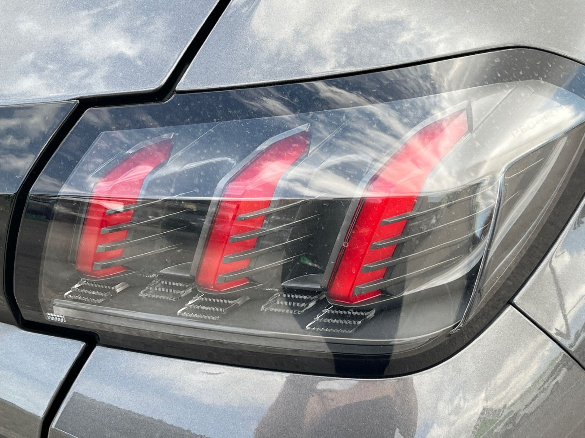 Peugeot 208 – foto 9
