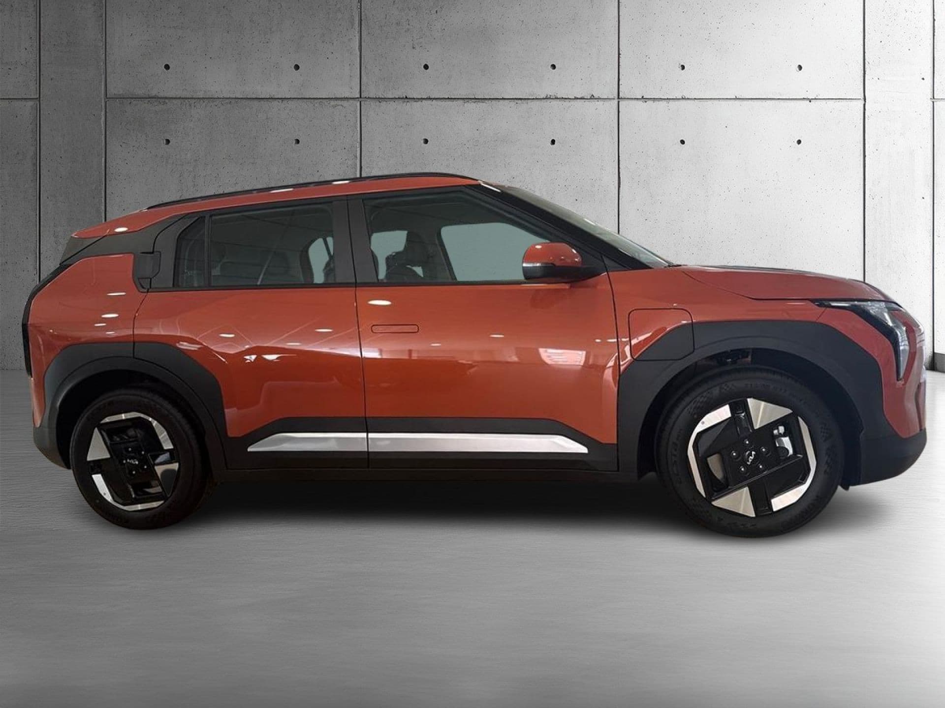 Kia EV3 Air Long Range, color Terra Cotta (metalizada), 2026, foto 5 de 8
