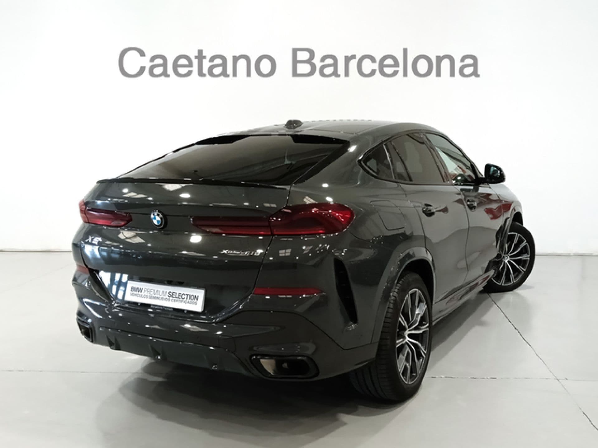 BMW X6 xDrive40d M Sport, color BMW Individual Dravit Grey (metalizado), 2025, foto 4 de 8