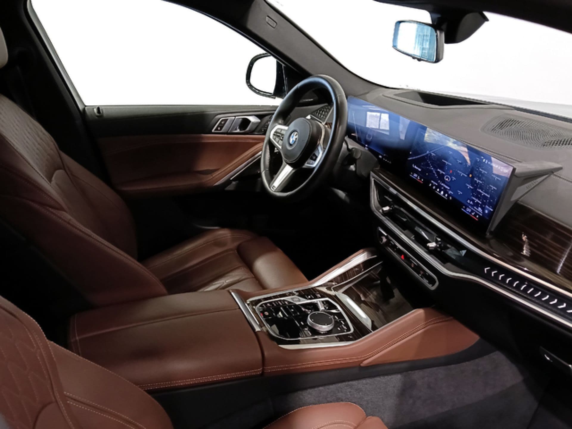 BMW X6 xDrive40d M Sport, color BMW Individual Dravit Grey (metalizado), 2025, foto 8 de 8