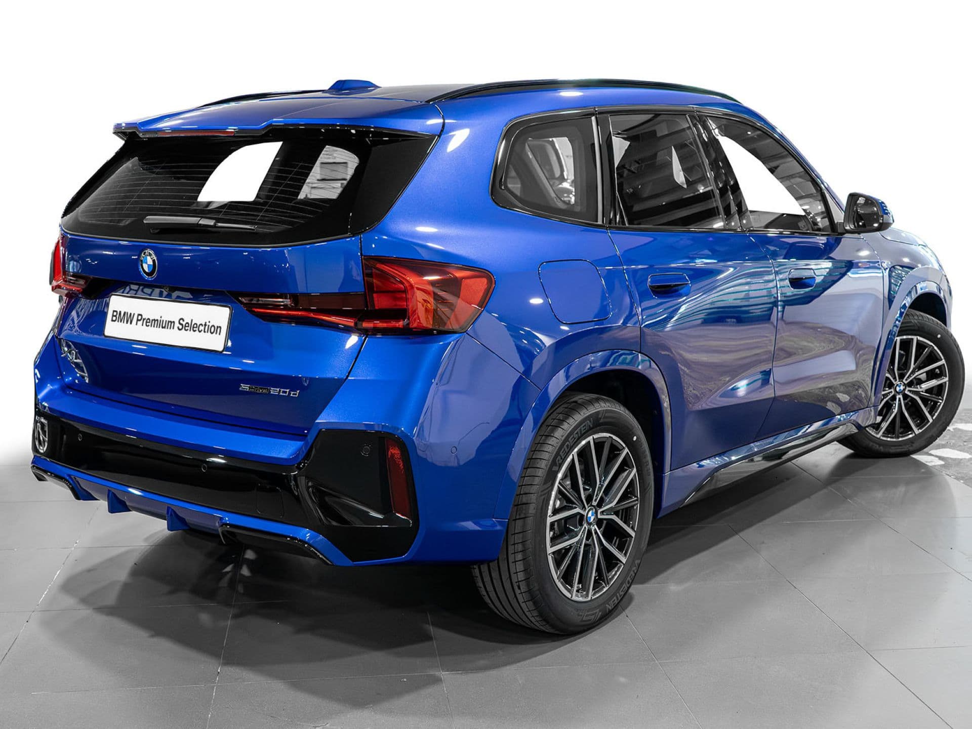 BMW X1 sDrive20d, color Portimao Blau (metalizada), 2026, foto 4 de 12