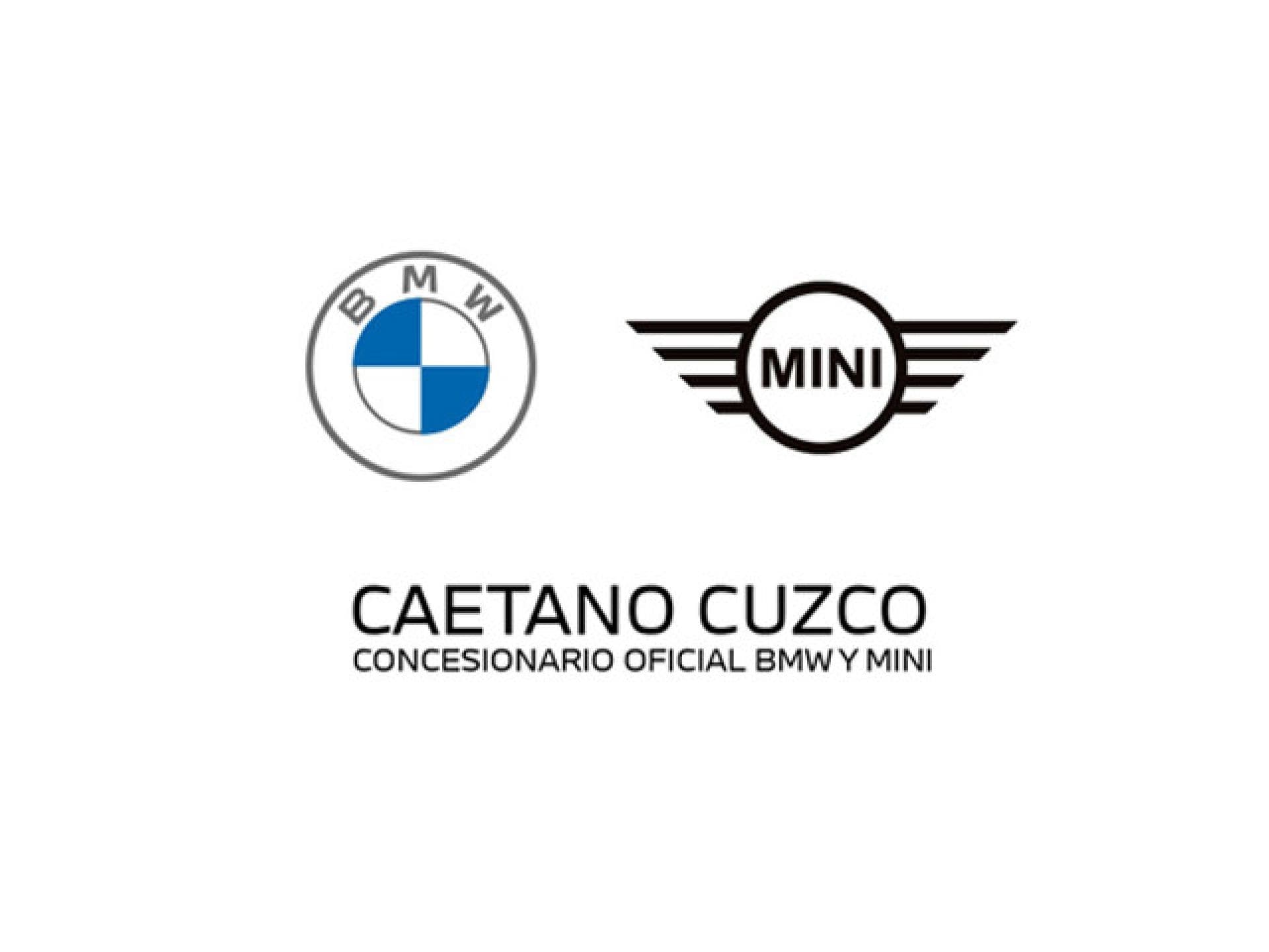 BMW iX1 eDrive20, color Sanremo Green (metalizado), 2026, foto 11 de 12