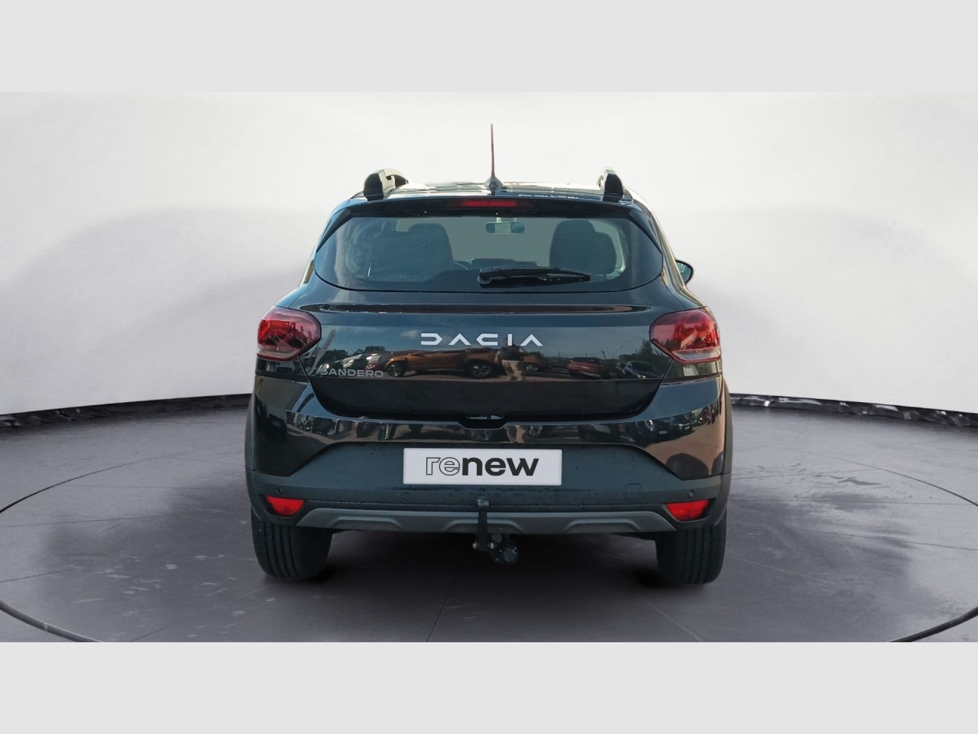 Dacia Sandero Expression TCe 67kW (90CV), color Negro Nacarado (metalizado), 2023, foto 4 de 6