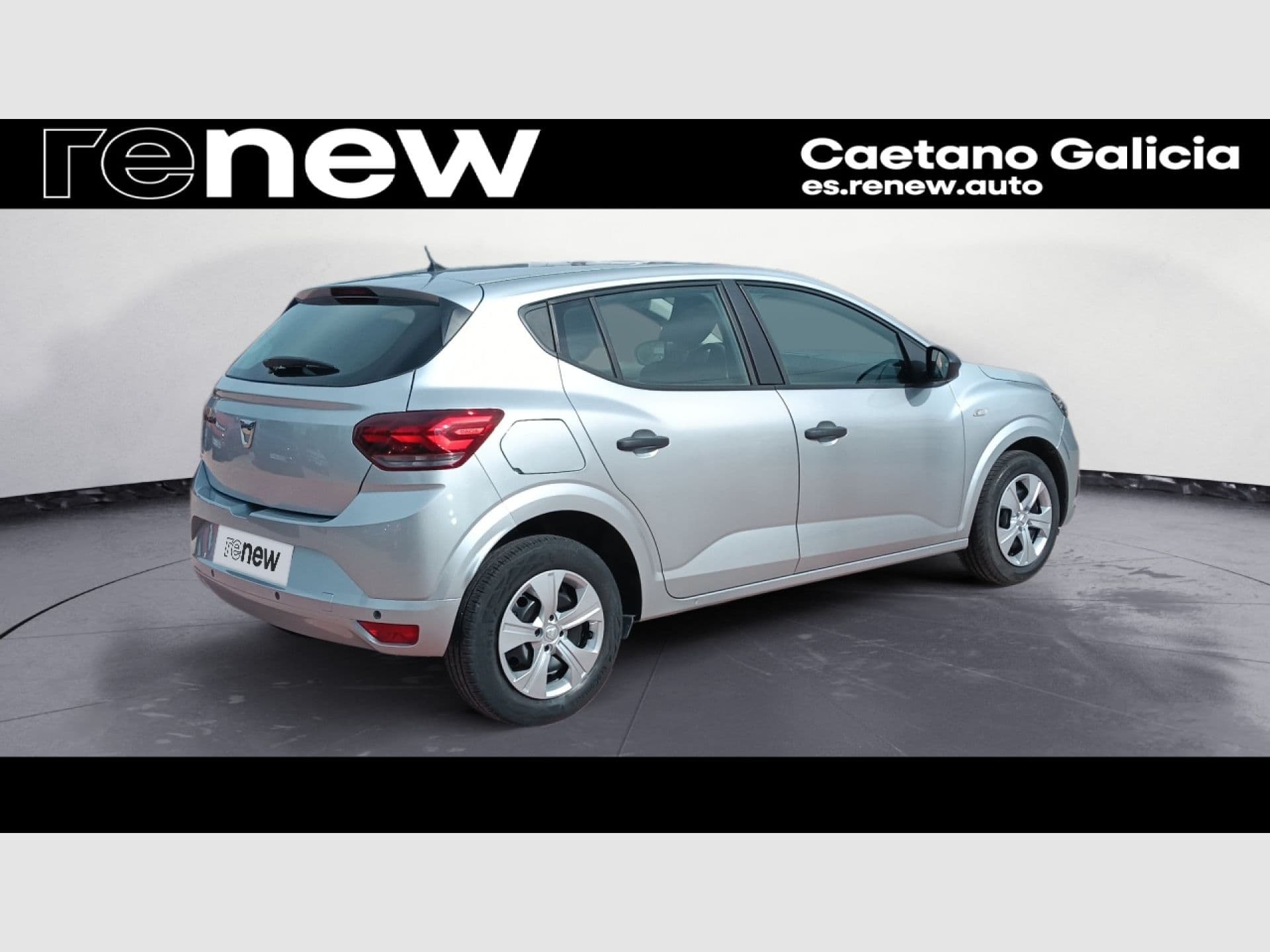 Dacia Sandero Essential SCe 49kW (65CV), color Gris Cometa (metalizado), 2021, foto 2 de 6
