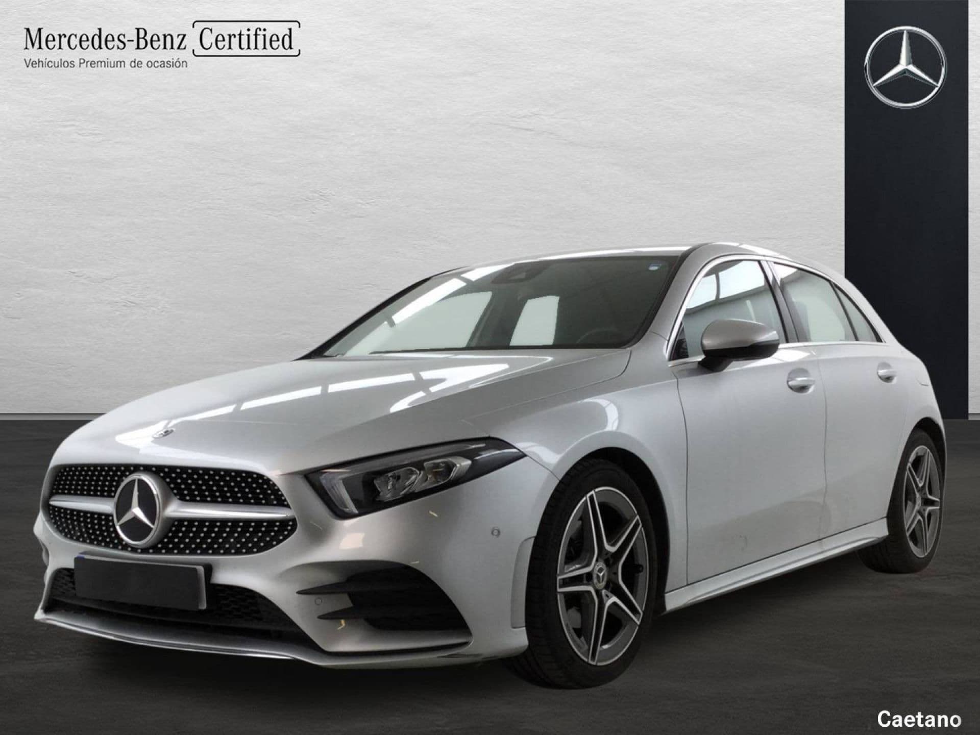 Mercedes-Benz Clase A 180, color Plata, 2020
