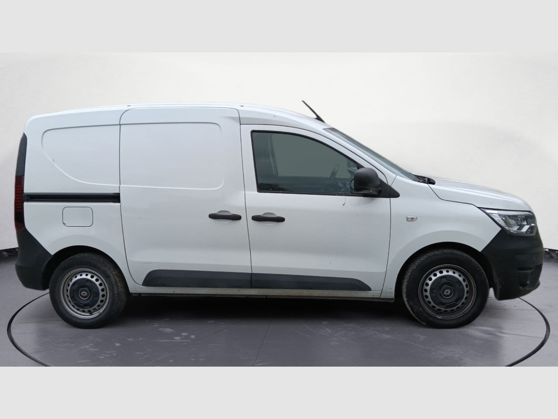Renault Express Advance 1.5 Blue dCi 55 kW (75 cv), color Pintura Blanco Glaciar, 2023, foto 5 de 6