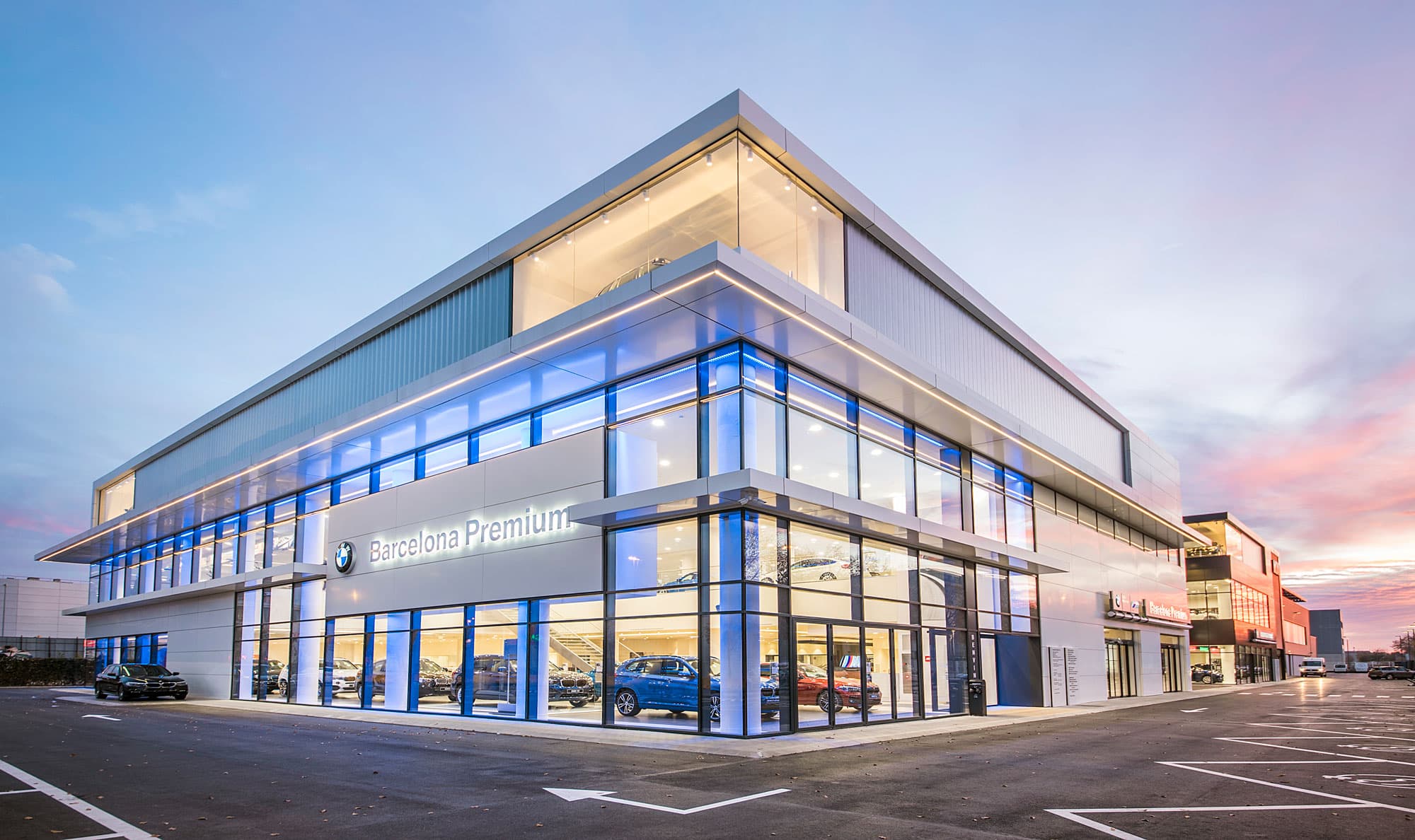 Caetano Automotive España adquiere el 100% de Barcelona Premium; Concesionario Oficial BMW, MINI y MOTORRAD en Barcelona.