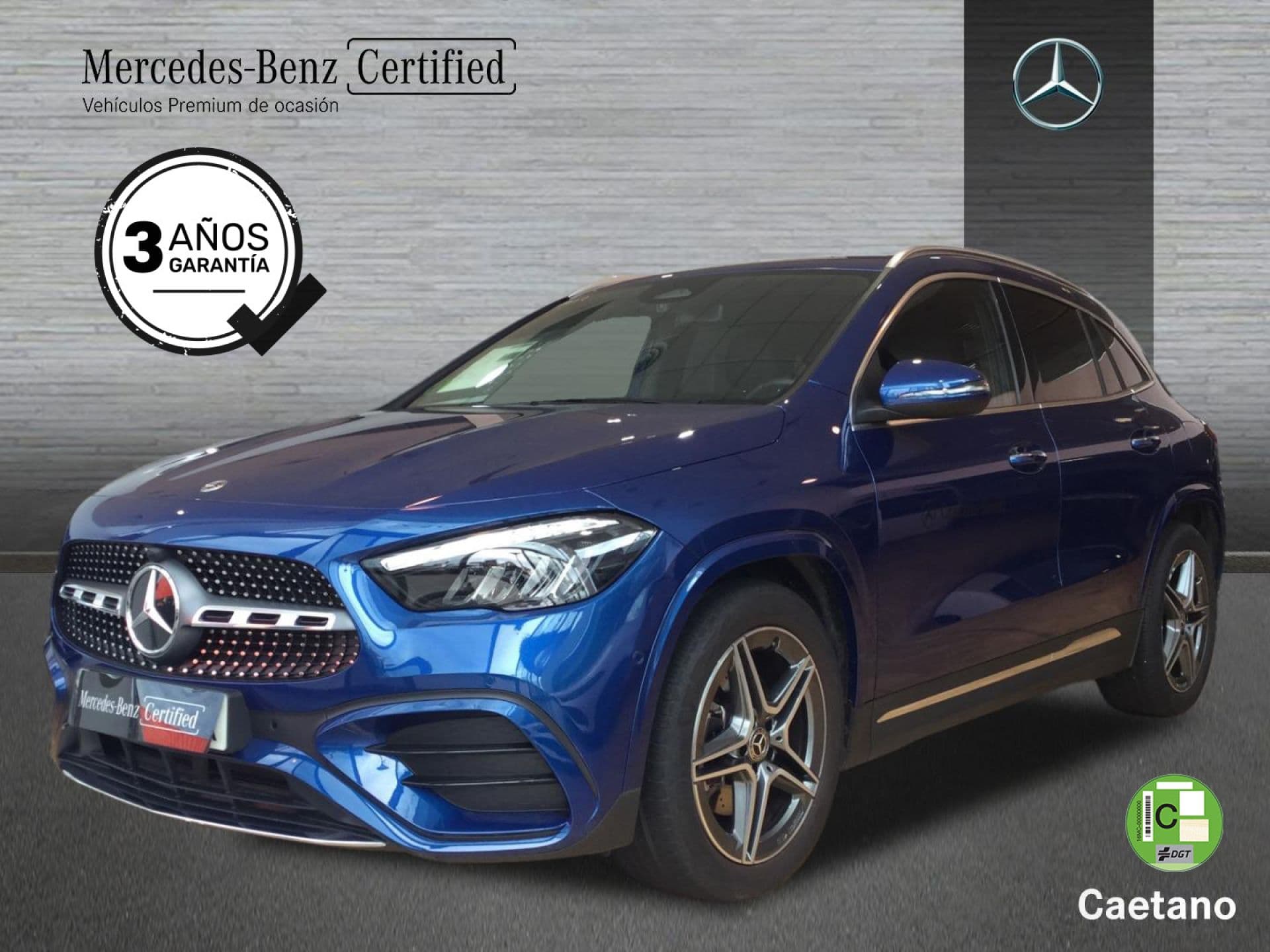 Mercedes-Benz GLA 200 D Azul espectra, foto 1 de 6