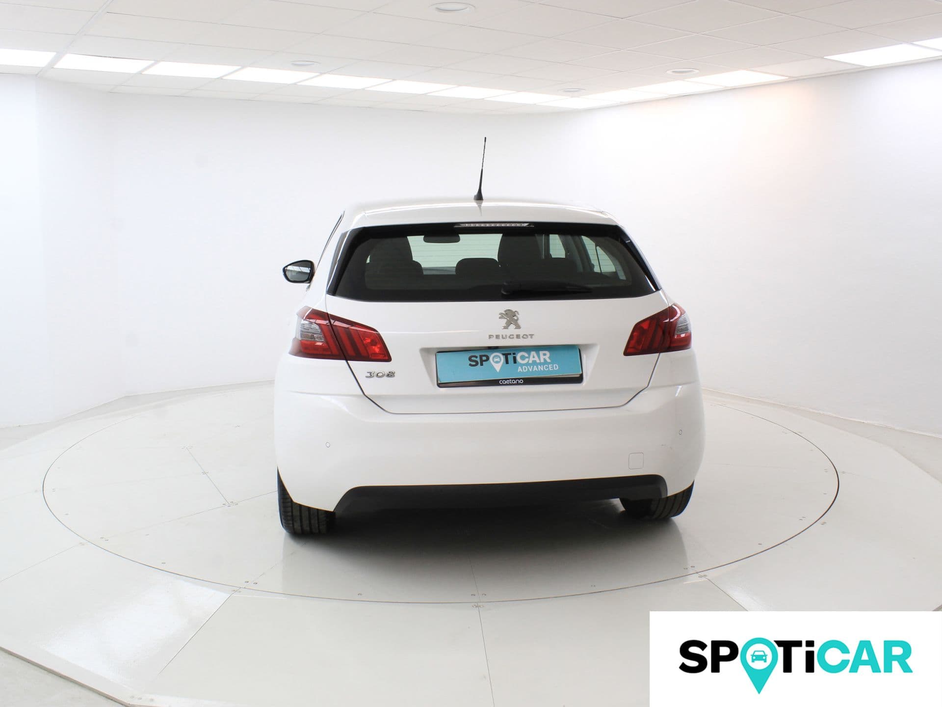 Peugeot 308 5p Active Pack PureTech 110 S&S, color Blanco, 2020, foto 6 de 6