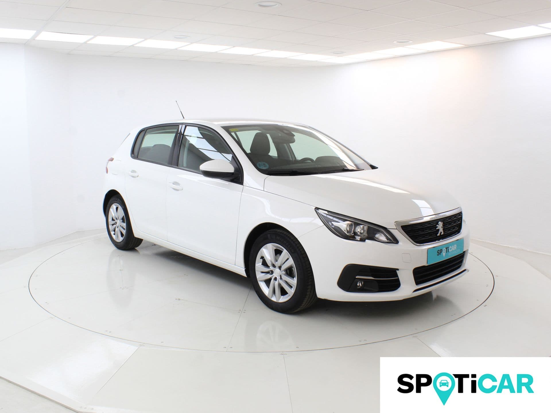 Peugeot 308 5p Active Pack PureTech 110 S&S, color Blanco, 2020, foto 4 de 6
