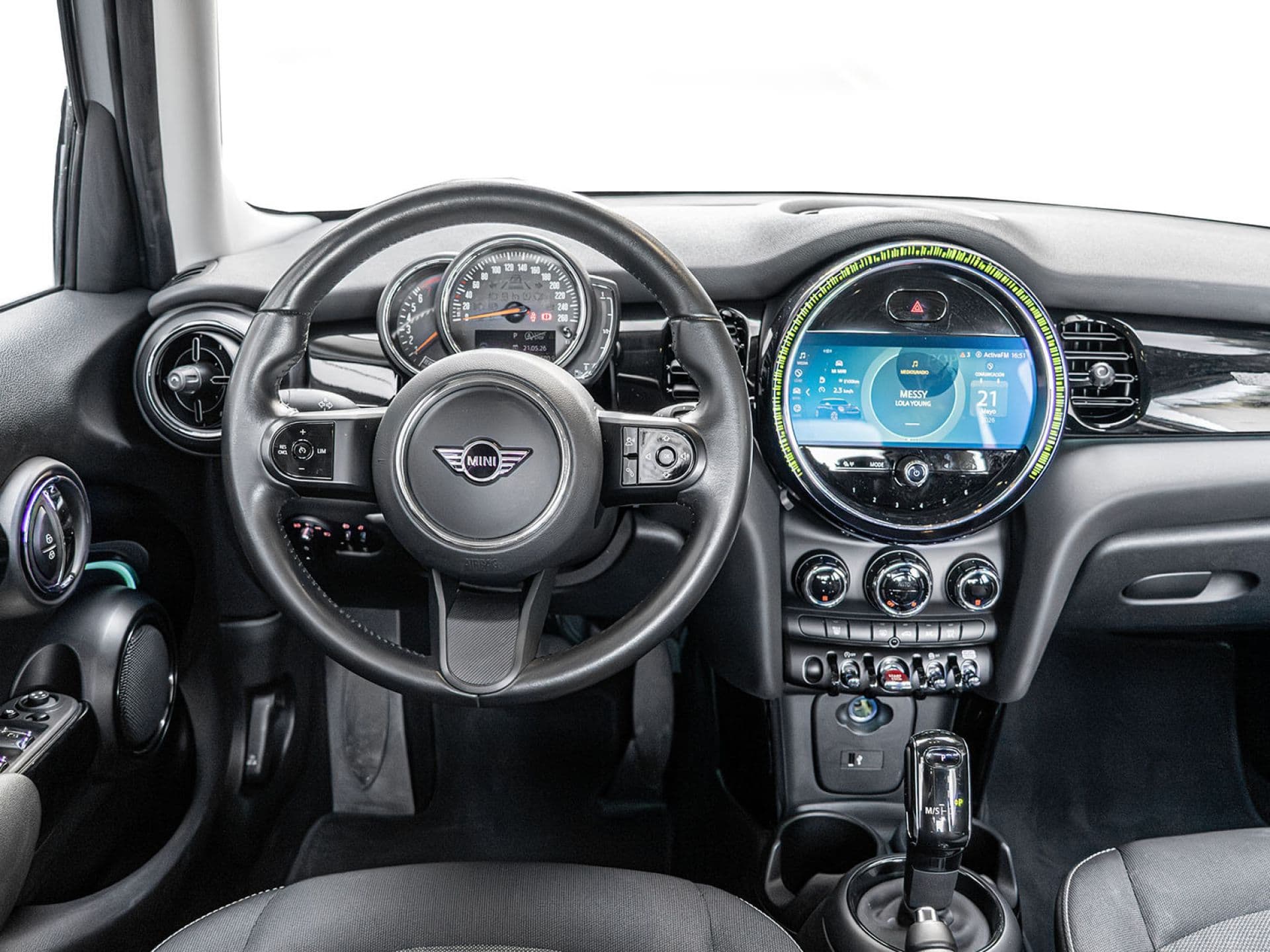 Mini Mini COOPER 5 PUERTAS, color Moonwalk Grey Metalizada, 2022, foto 7 de 8