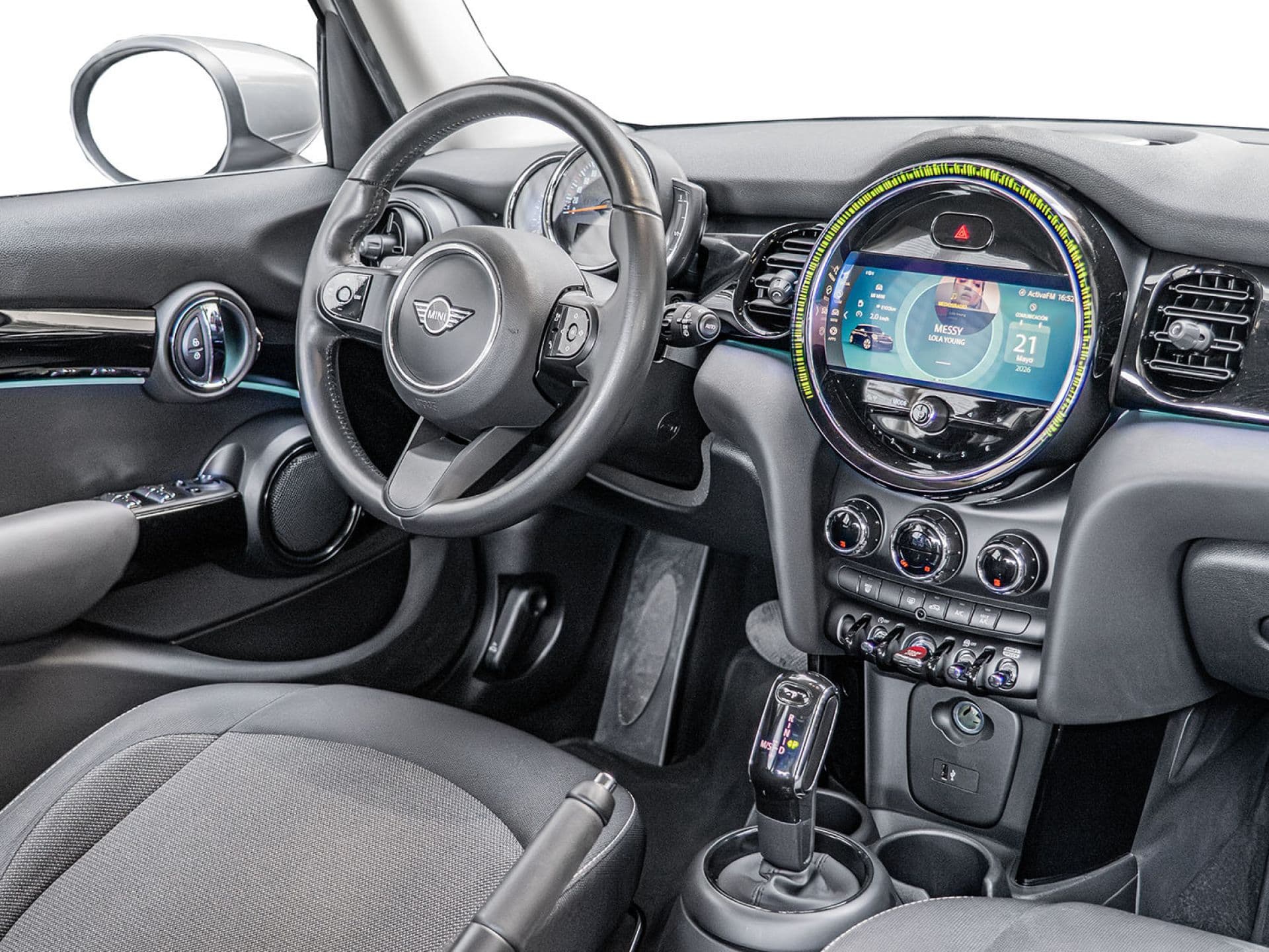 Mini Mini COOPER 5 PUERTAS, color Moonwalk Grey Metalizada, 2022, foto 8 de 8