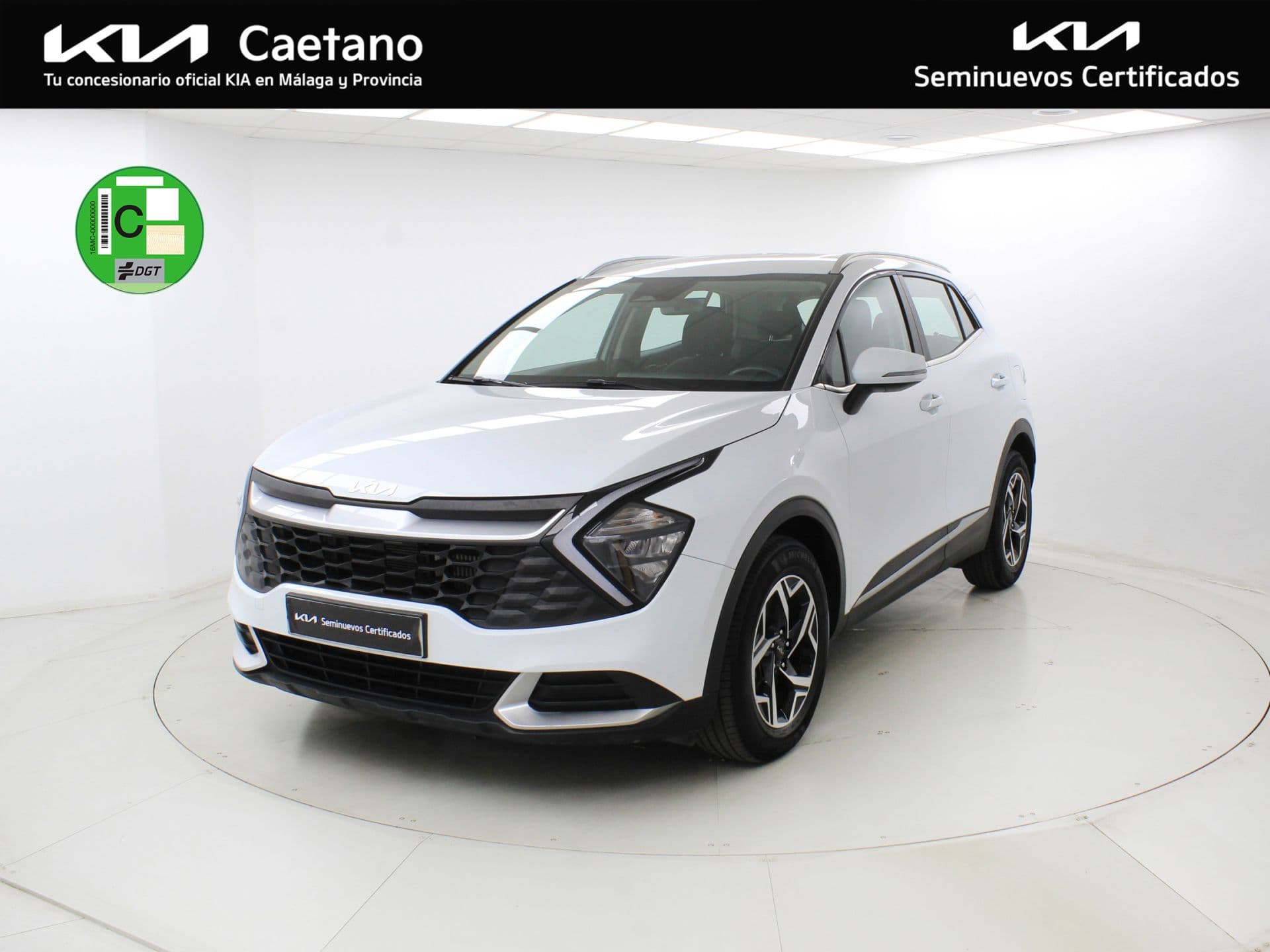 Kia Sportage 1.6 CRDi 85kW (115CV) Concept 4x2, color Cassa White (sólido), 2022