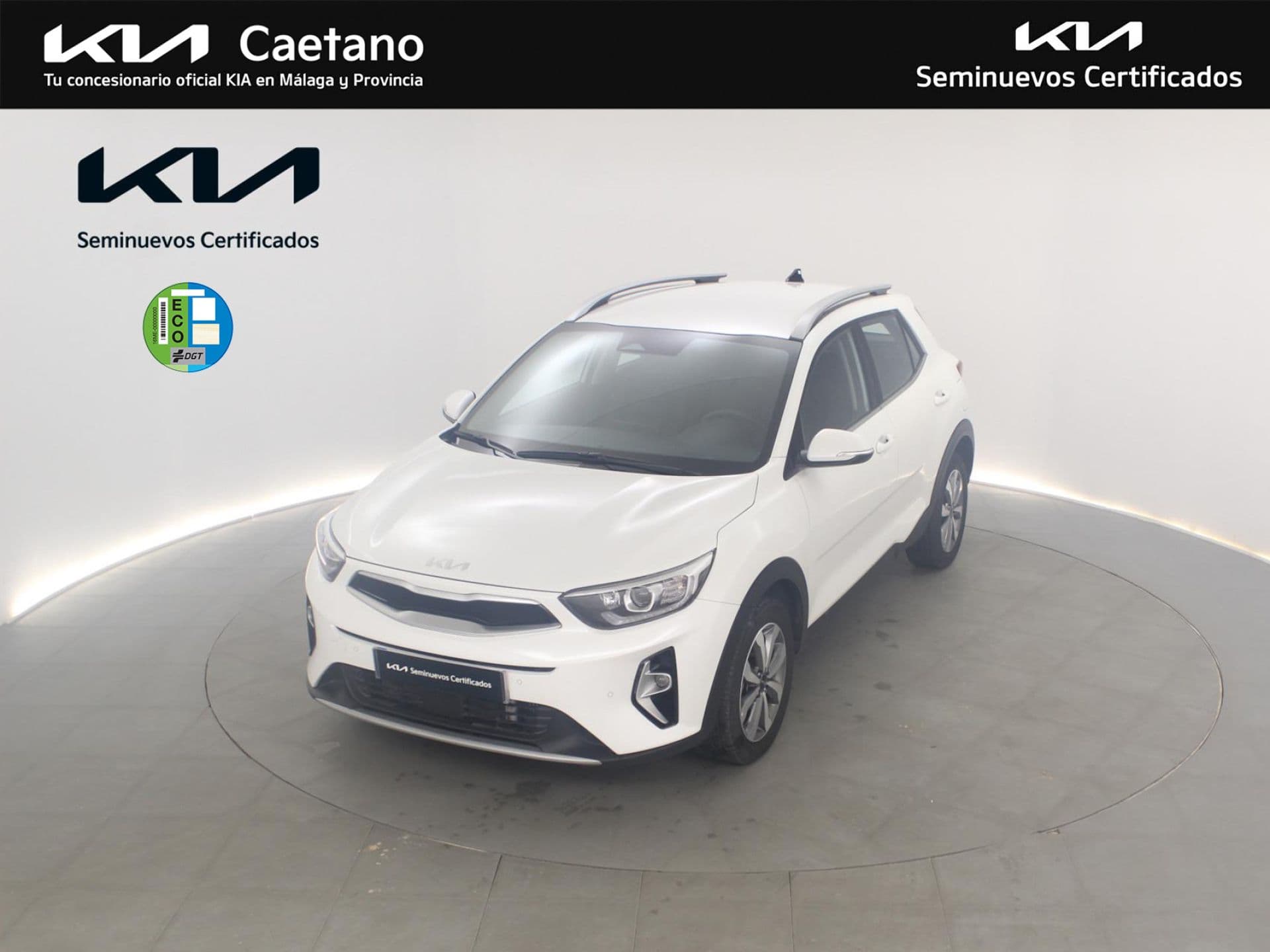 Kia Stonic 1.0 T-GDi 74kW (100CV) MHEV MT Drive, color Clear White (sólido), 2023