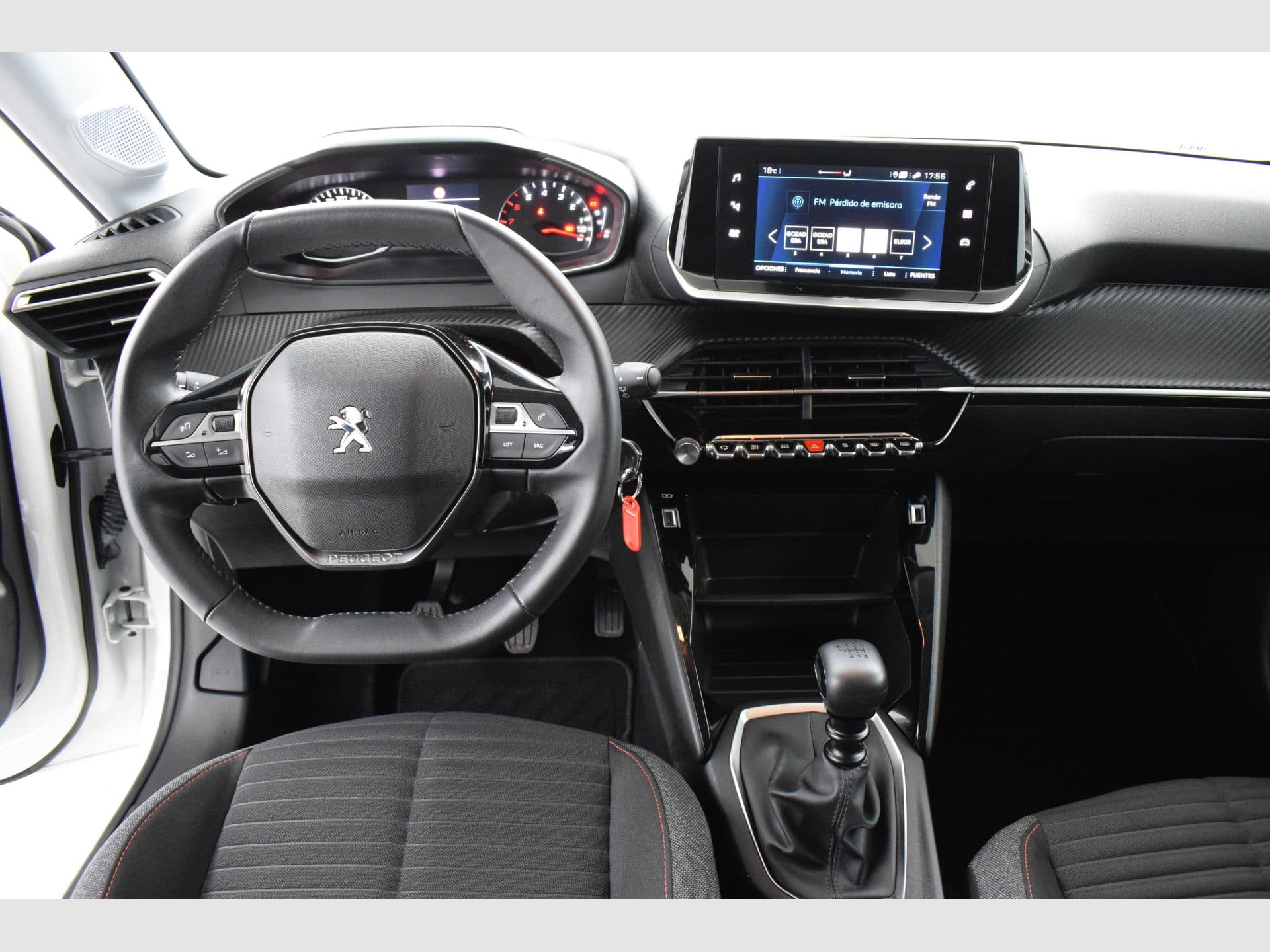 Peugeot 208 PureTech 73kW (100CV) Active Pack, color Rojo Elixir (especial), 2022, foto 2 de 6