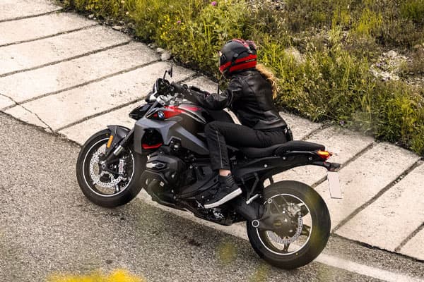 Peso BMW R 1300 R