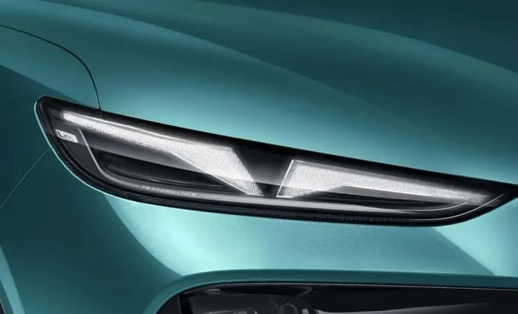 LEPAS L8: faros led en v