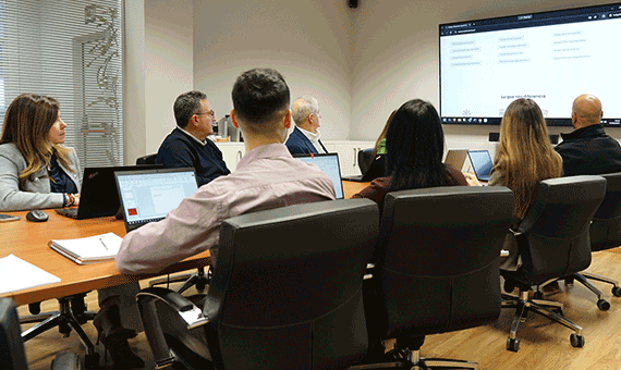 trabaja-con-nosotros trabaja con nosotros caetano retail españa