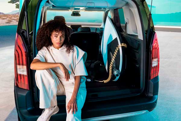 Maletero Peugeot e-Rifter