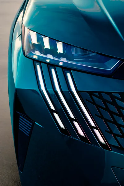 Foto cercana a los faros del Peugeot 3008