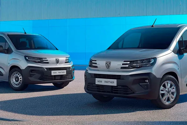 Peugeot Partner Stock VO Foto del Peugeot Partner aparcados