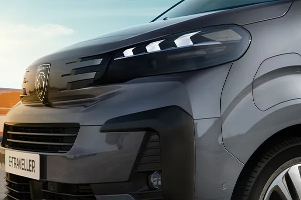 peugeot-traveller-stock-vo-frontal