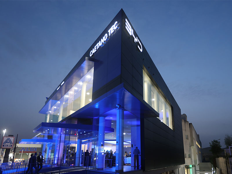 caetano-tec-sevilla-noche coches byd segunda mano en malaga