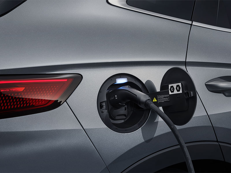 Carga BYD SEAL U DM-i