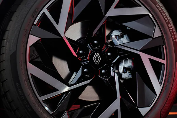 Renault Arakana Stock VO Rueda Foto detalle de la rueda del Renault Arkana