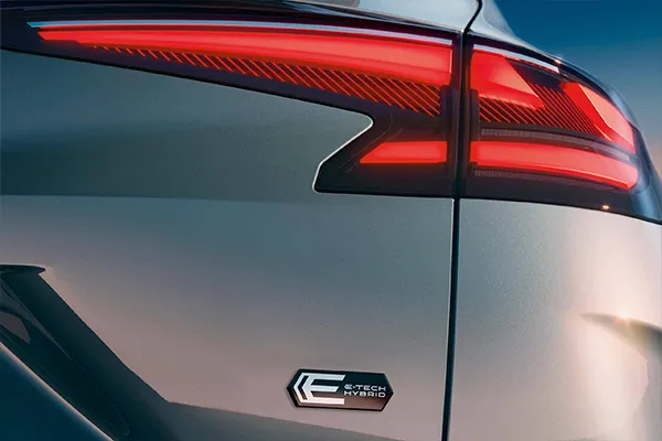 Foto detalle del faro del Renault Espace