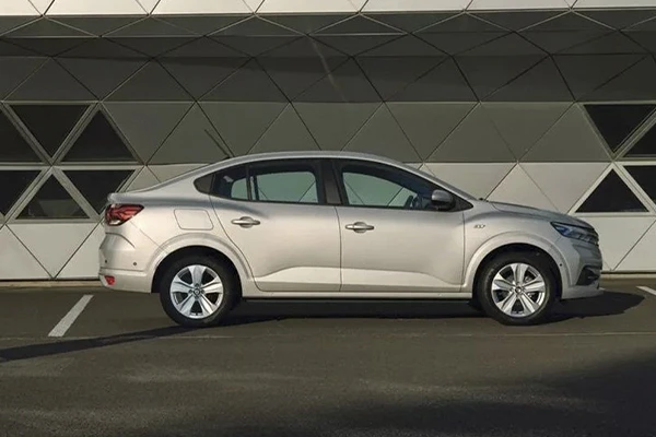 dacia-logan-stock-vo-lateral