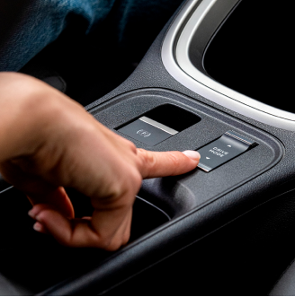 JEEP-AVENGER-LONGITUDE-MY24-HIGHLIGHTS-01 JEEP-AVENGER