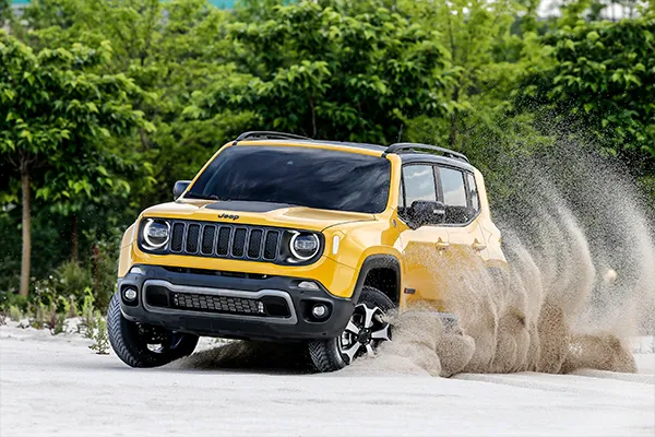 jeep-renegade-stock-vo-exterior-3