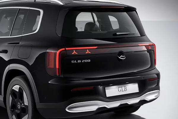 Mercedes-Benz GLB Stock VO Trasera Foto de la parte trasera del Mercedes-Benz GLB