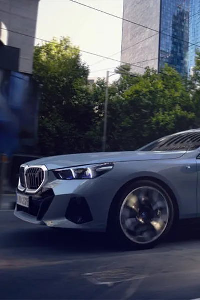 bmw-i5-stock-banner-2