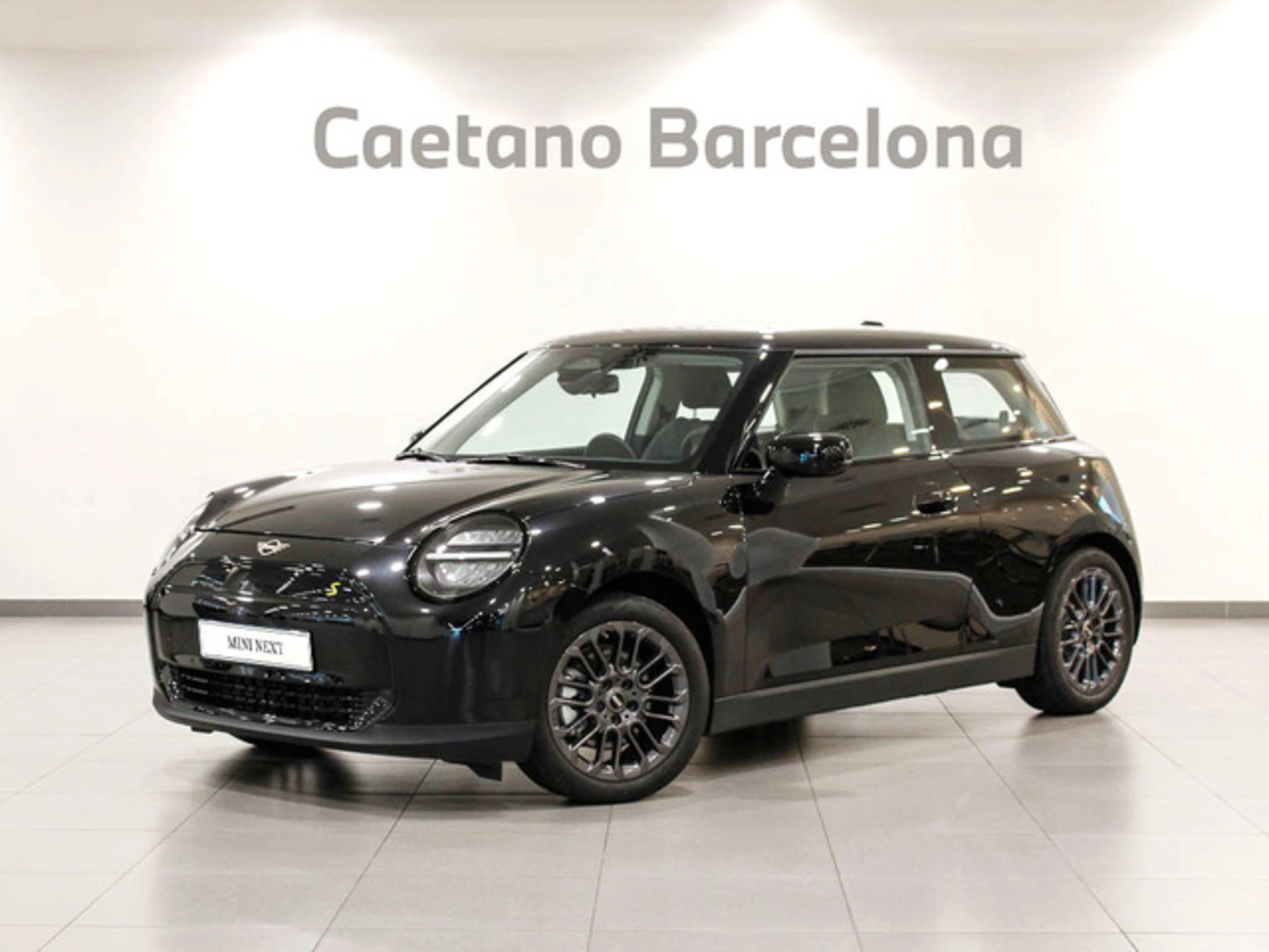 MINI Cooper — Caetano Barcelona