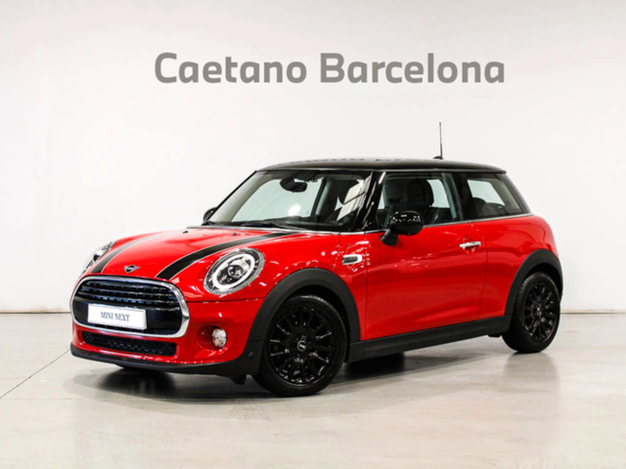 MINI Cooper — Caetano Barcelona